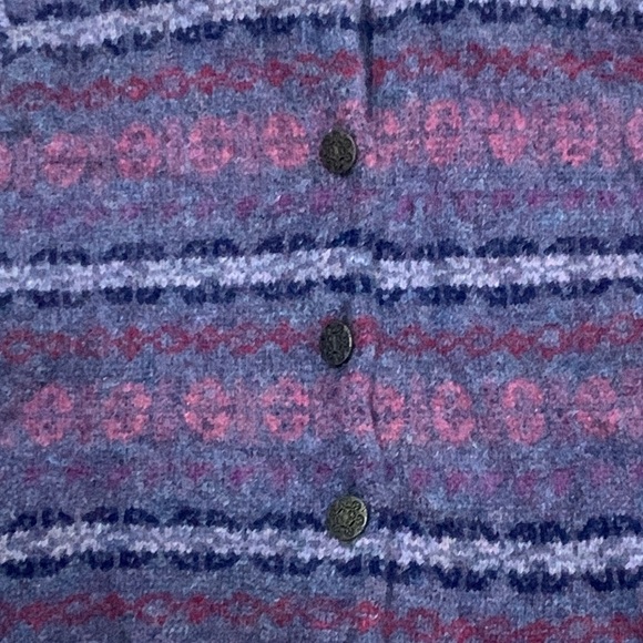 🔴SOLD🔴L.L. Bean 100% Wool Sweater - Picture 3 of 4